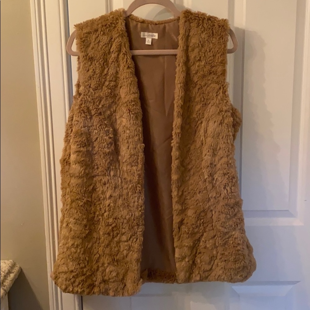 Faux fur vest